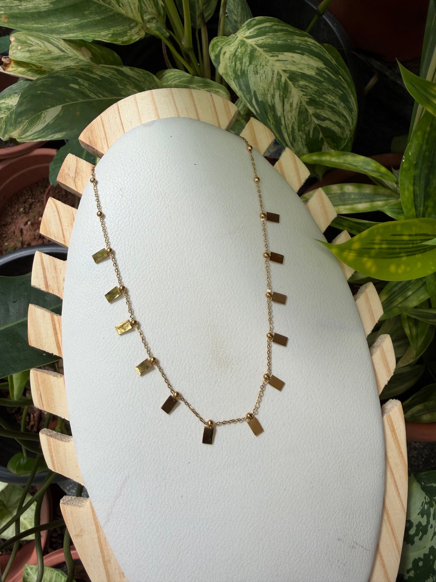Hanging necklace
