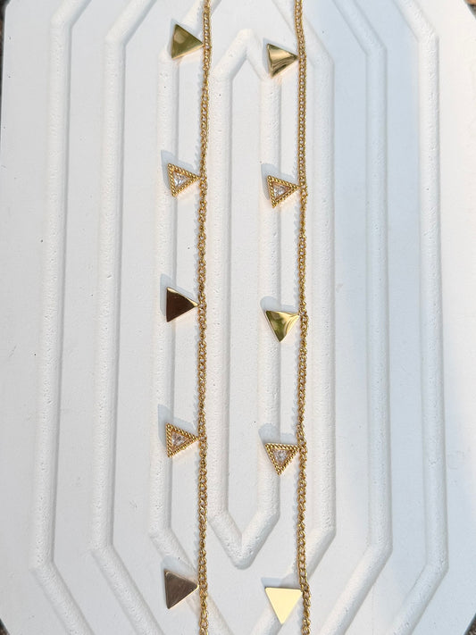 Triangle hanging anklets