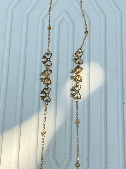 Triple bow bracelet