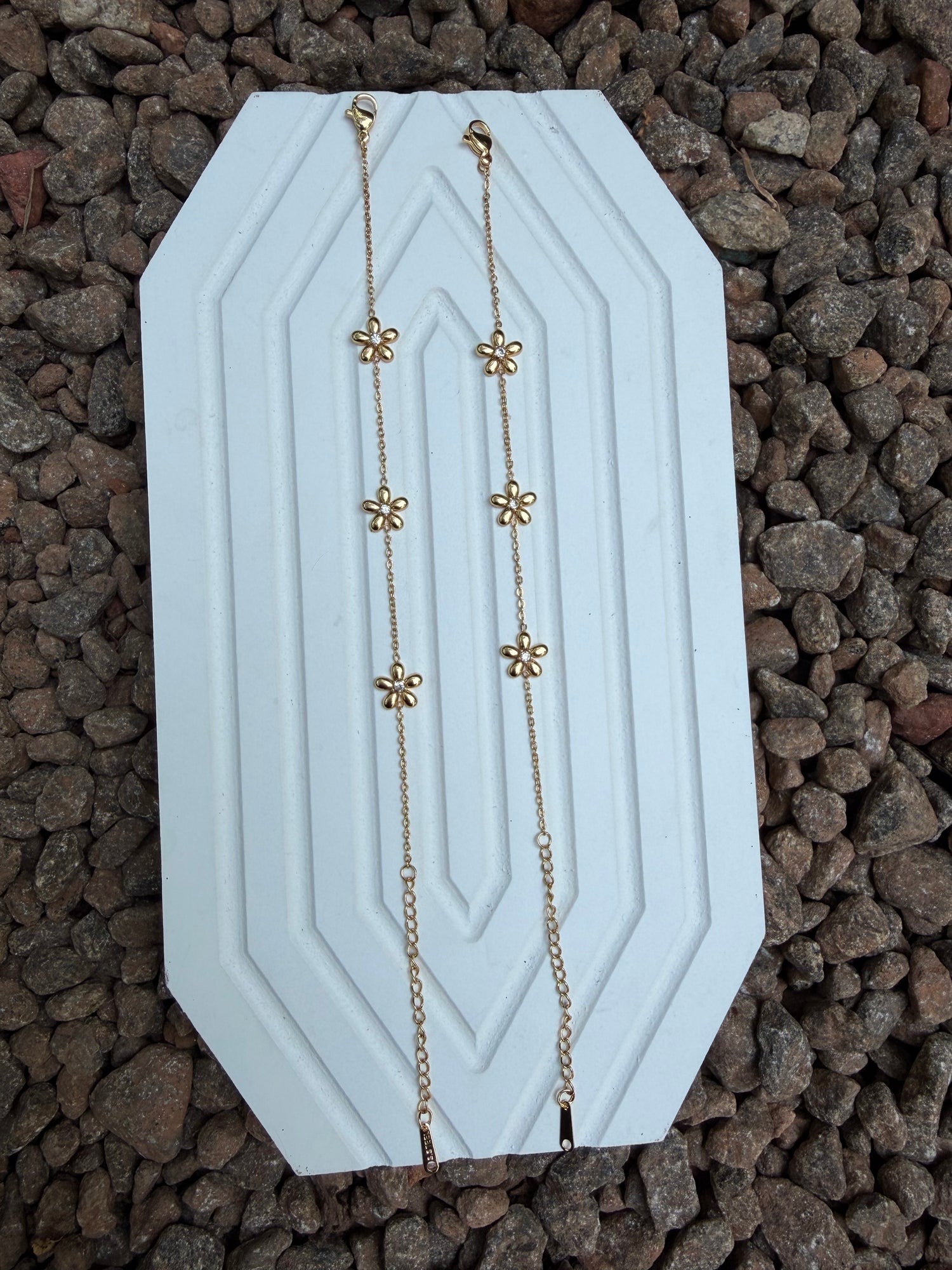 Triple flower bracelet