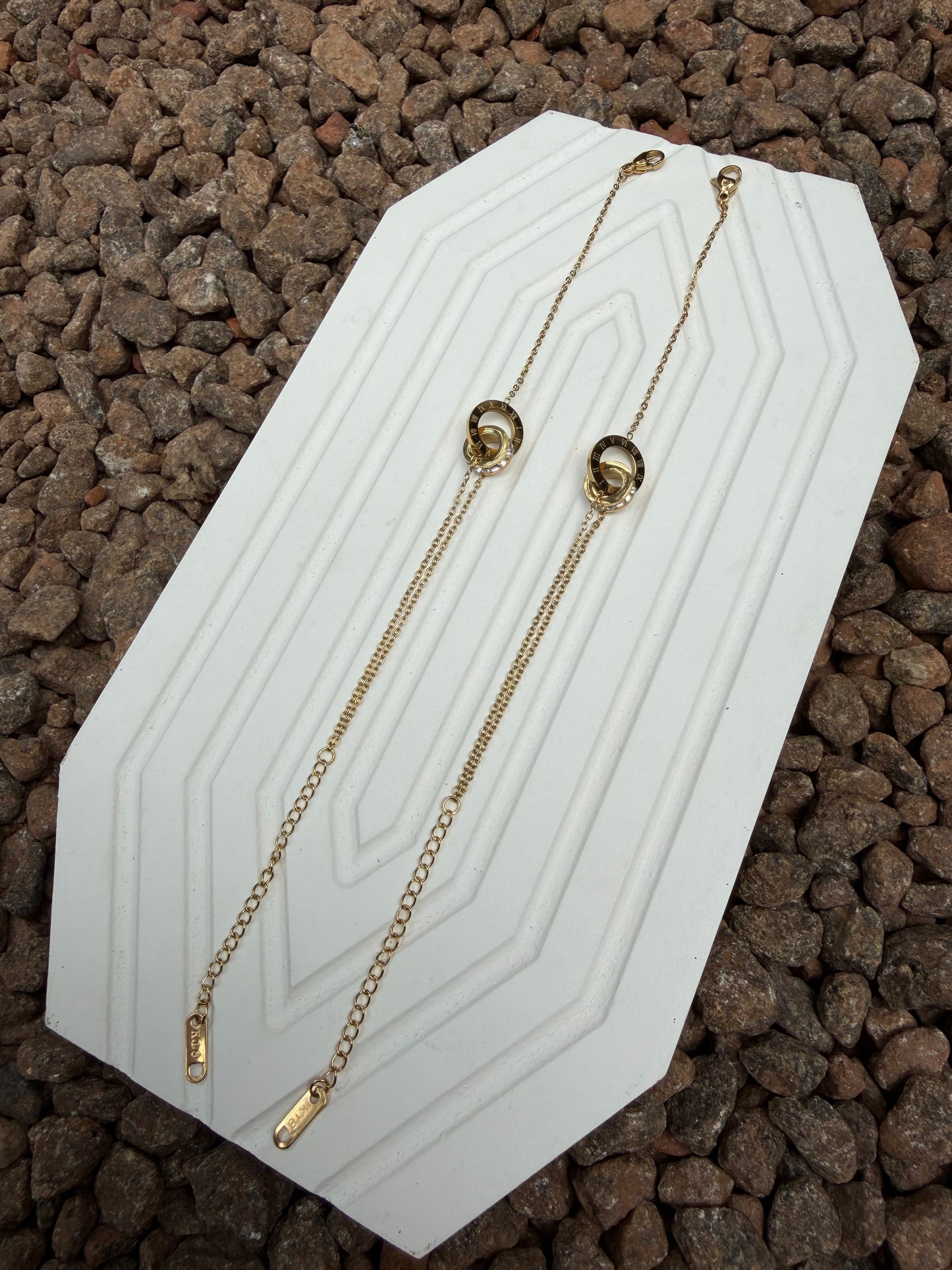 Cute double ring bracelet