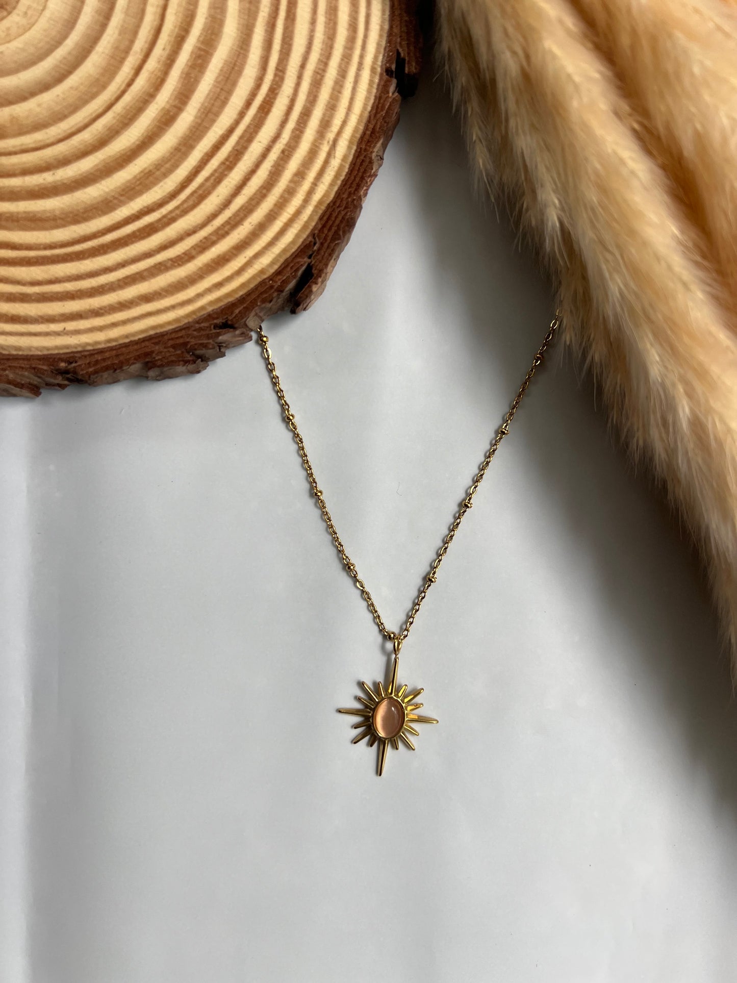 Chain with pendant