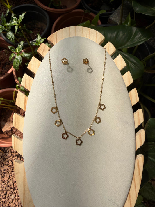 Necklace with stand