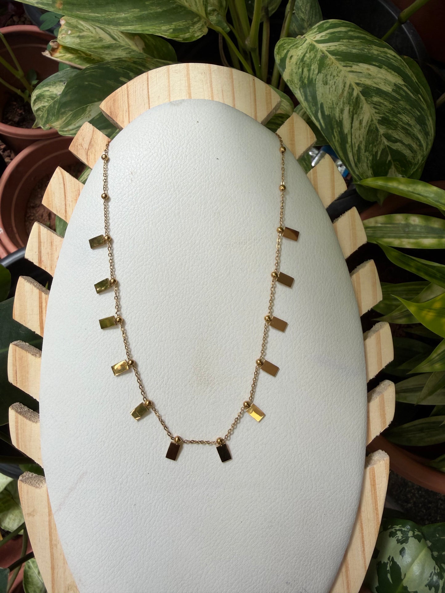 Hanging necklace
