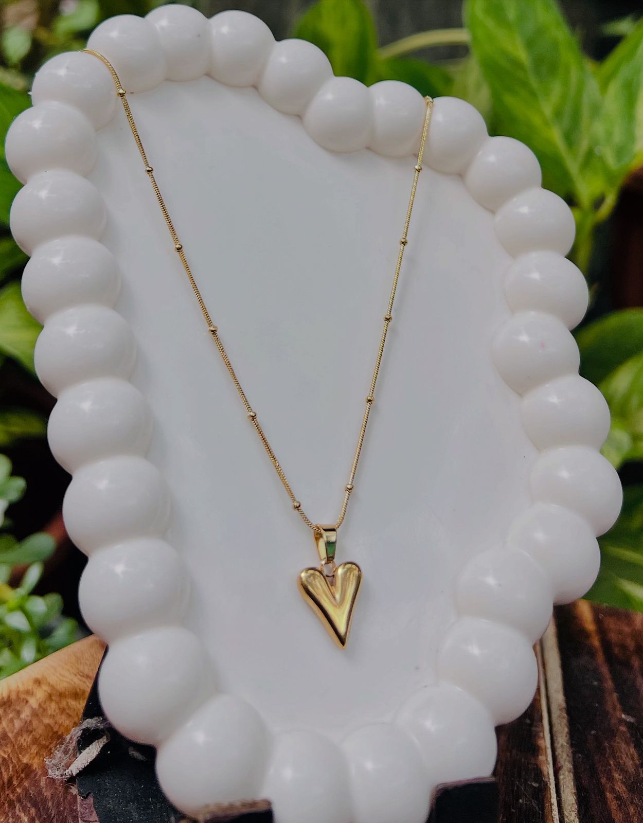 Heart pendant with dot necklace