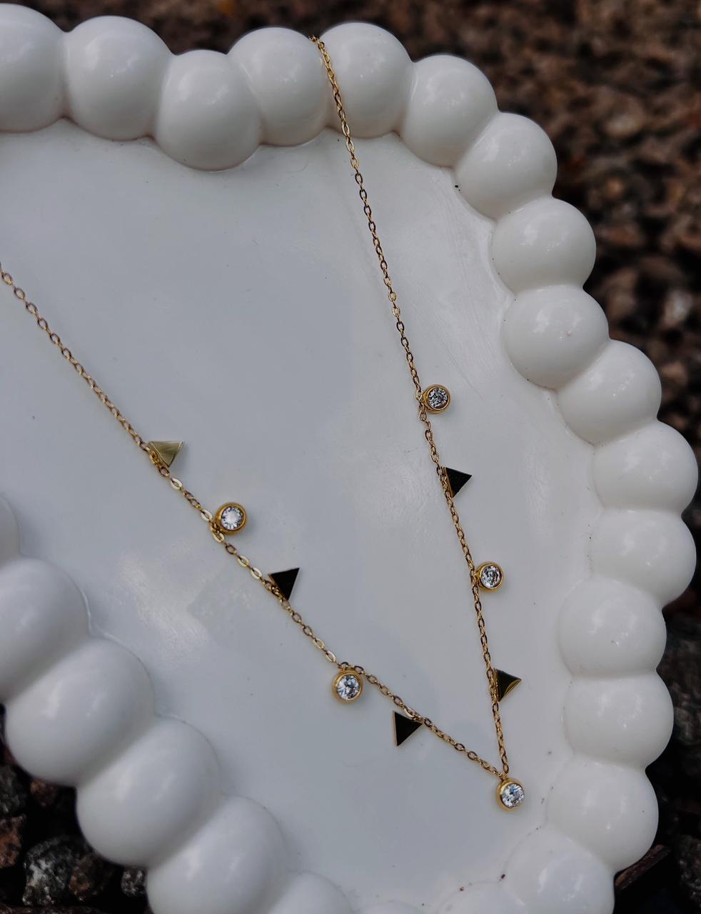 Charm hanging necklace